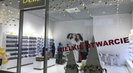 Delia Cosmetics w gronie najemców Portu Łódź BIZNES, Handel - Port Łódź poszerzył ofertę beauty o znaną polską markę kosmetyczną. Swój sklep w łódzkim centrum handlowym, należącym do IKEA Centres, otworzyła Delia Cosmetics. Nowy najemca zajął powierzchnię ponad 67 mkw.