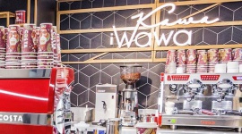 Pociąg do kawy – COSTA COFFEE otwiera dwa nowe lokale w Centrum Warszawy BIZNES, Handel - COSTA COFFEE otworzyła dwie nowe kawiarnie w Warszawie.