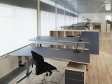 Okładzina do mebli i ścian Furniture Linoleum – prosty sposób na atrakcyjne i ciche wykończenie biur