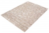 Miękkość przy każdym kroku – dywan Pyramid Silver z oferty firmy ARTE