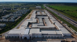 Via Jurmala Outlet Village czeka na dystrybutorów z Polski! BIZNES, Handel - Via Jurmala Outlet Village, największe w krajach bałtyckich miasteczko outletowe, czeka na dystrybutorów z Polski!