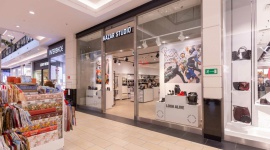 Magnolia Park poszerza ofertę BIZNES, Handel - Kazar Studio dołączyło do oferty największego centrum handlowego na Dolnym Śląsku. To nowa marka w portfolio Kazar Group, znanej sieci obuwniczej.